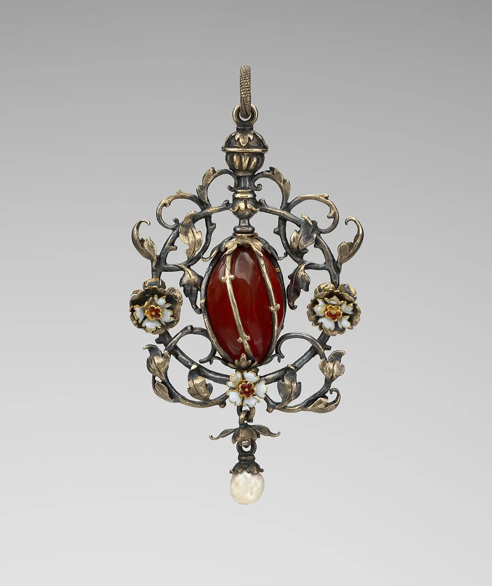 Pendant — Unknown