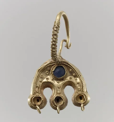 Earring