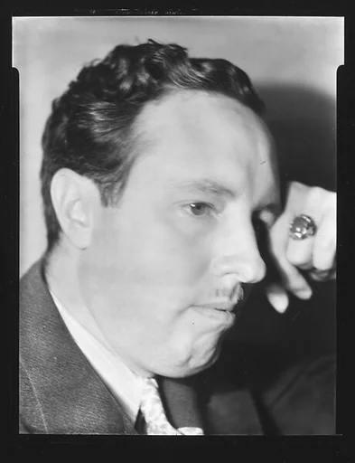 [Unidentified Man: "Anderson"]