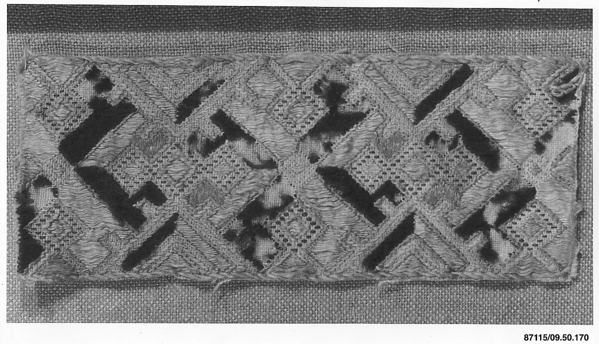 Peasant costume fragment — Unknown