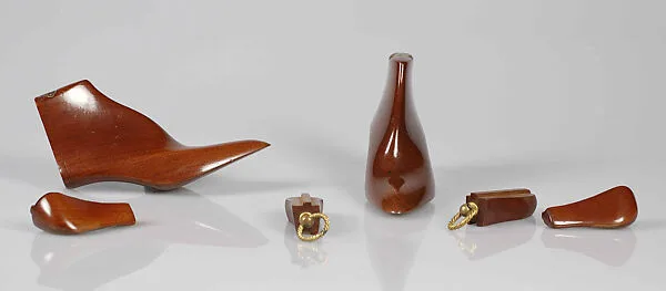 Shoe trees — Pierre Yantorny