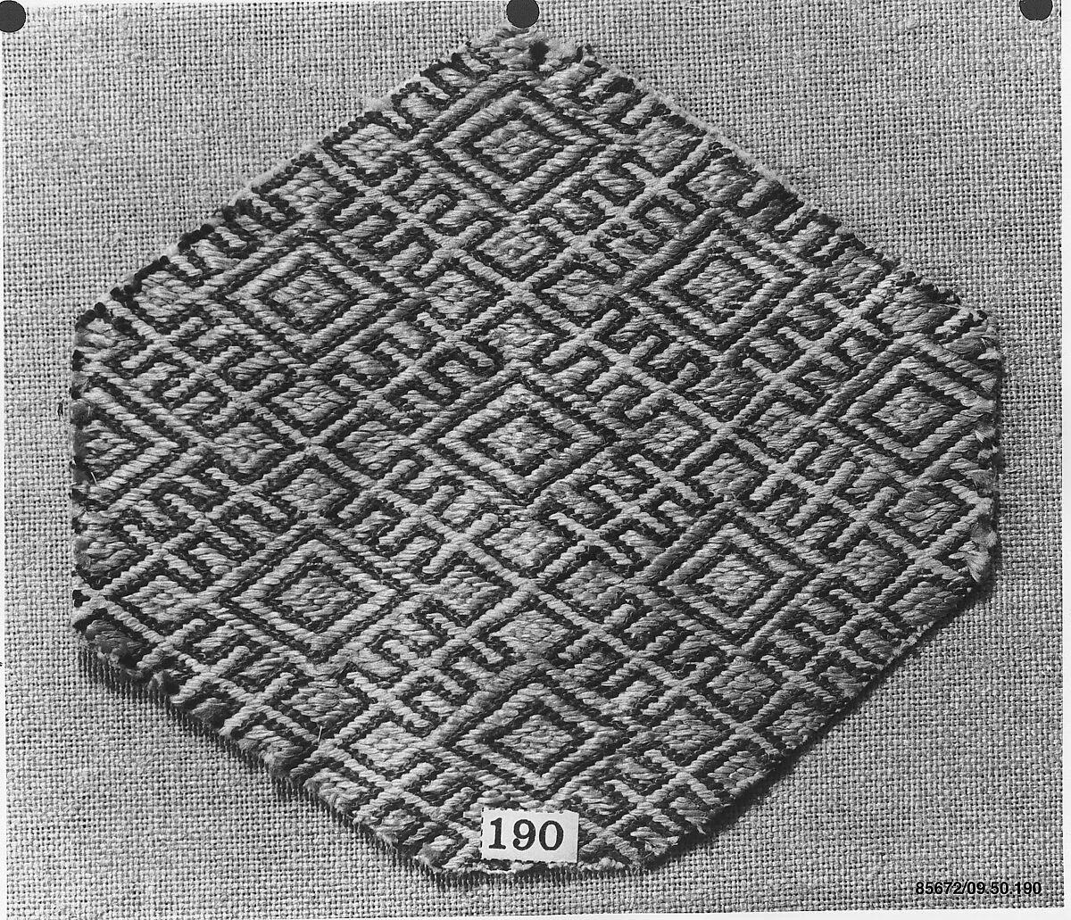 Peasant costume fragment — Unknown
