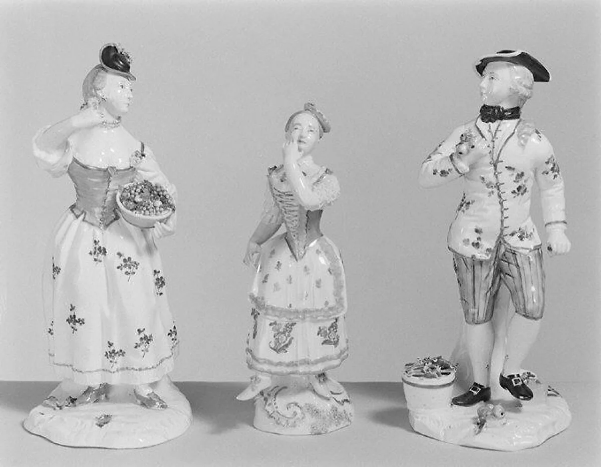 Dancing girl — Ansbach Pottery and Porcelain Manufactory
