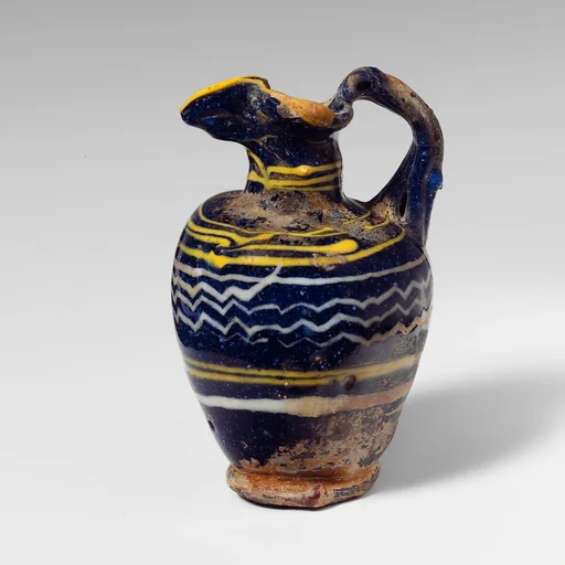 Glass oinochoe (perfume jug)