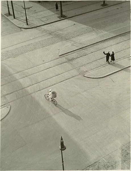 7 A.M. (New Year's Morning) — László Moholy-Nagy