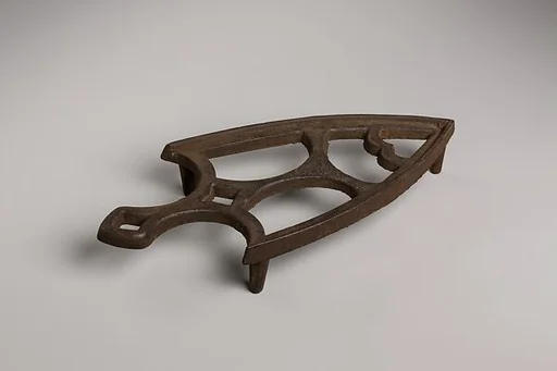 Trivet