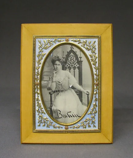 Picture frame with signed photograph