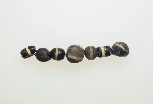 Beads, 7