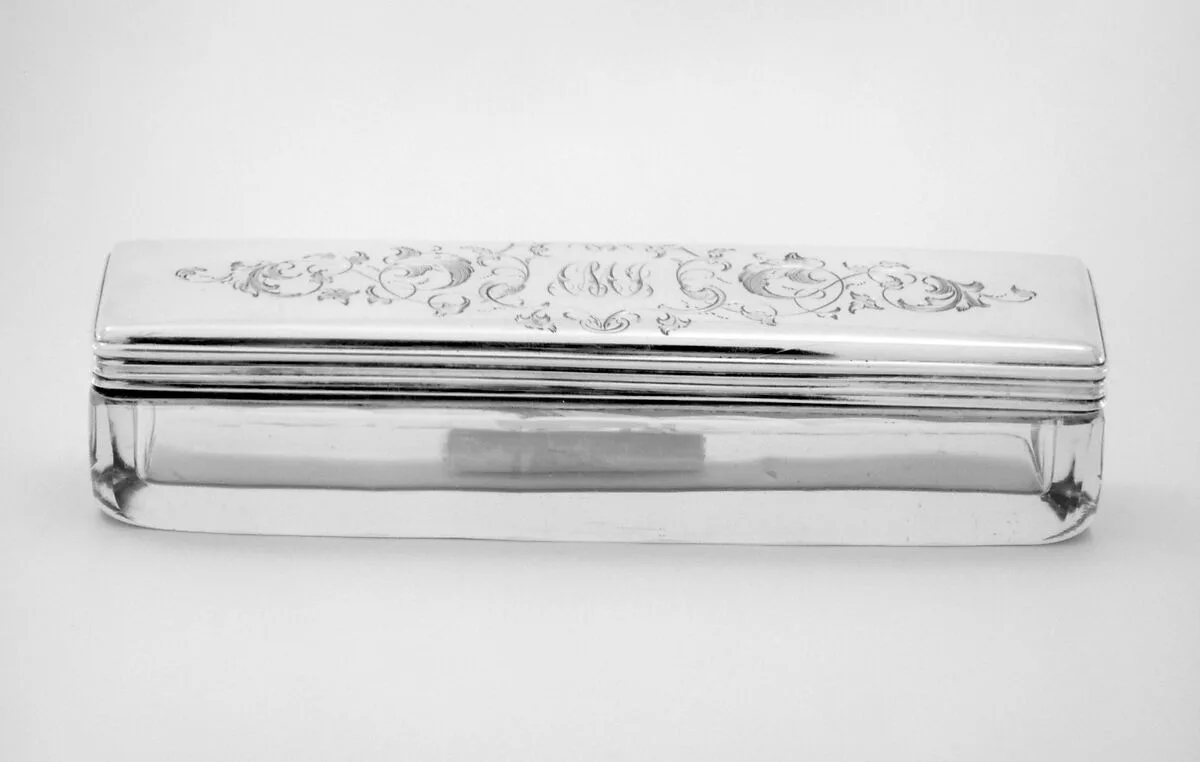 Crystal box with cover (part of a set) — Johann Bernhard Hertz (Hentz)