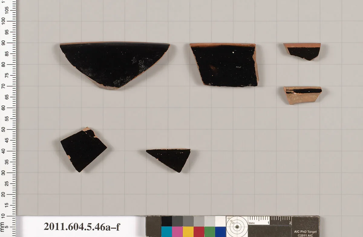 Terracotta fragments of kylikes (drinking cups) — Unknown