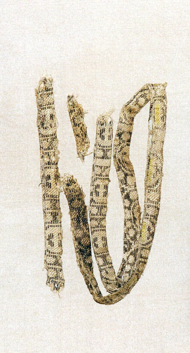 Collar trim of a garment — Unknown