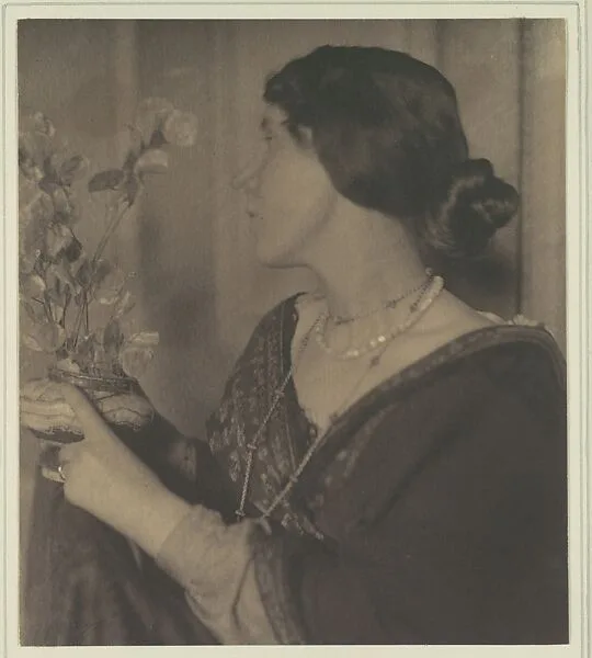 Mrs. F. H. Evans — Gertrude Käsebier|Frederick H. Evans