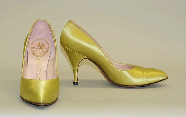 Evening pumps — Delman