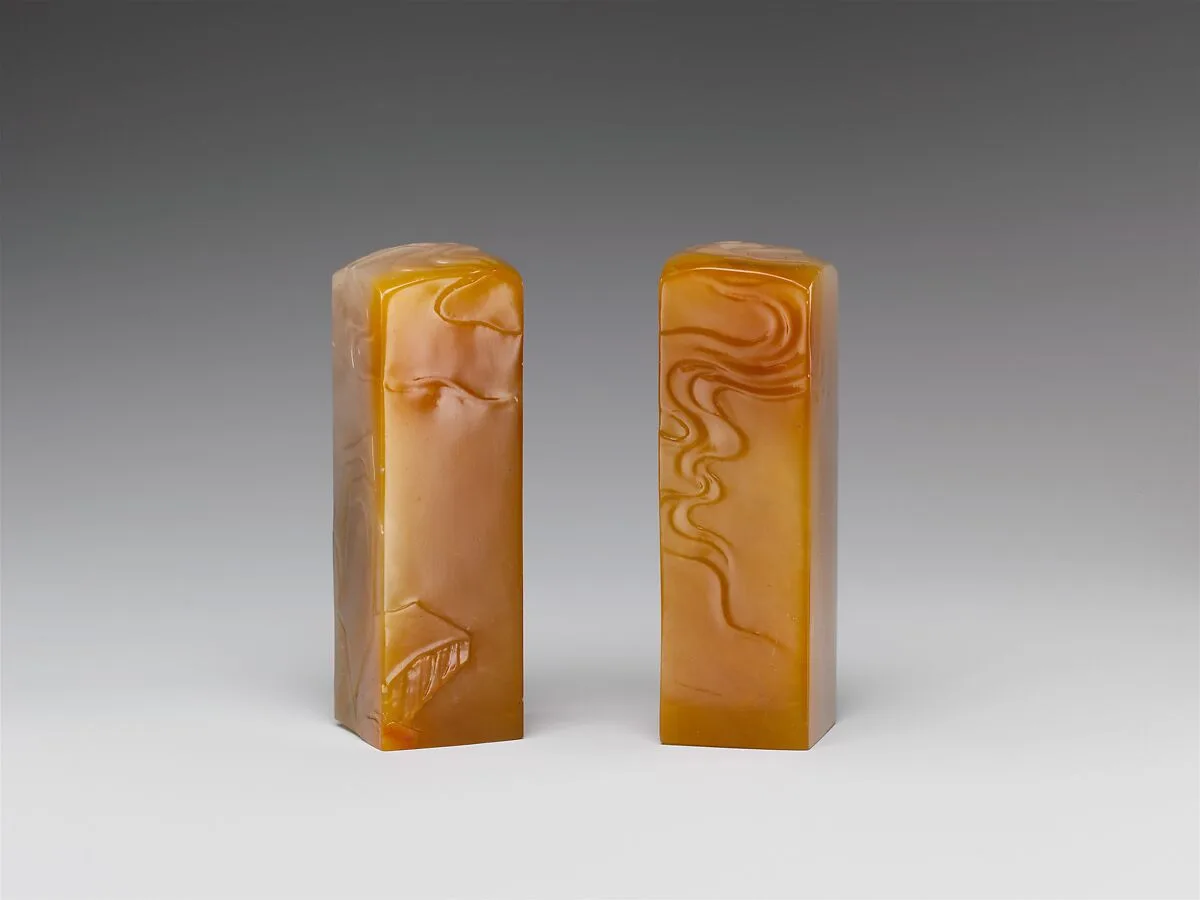 杜陵坑章料一對|Pair of Square Seals with Cloud and Rock Pattern — Unknown