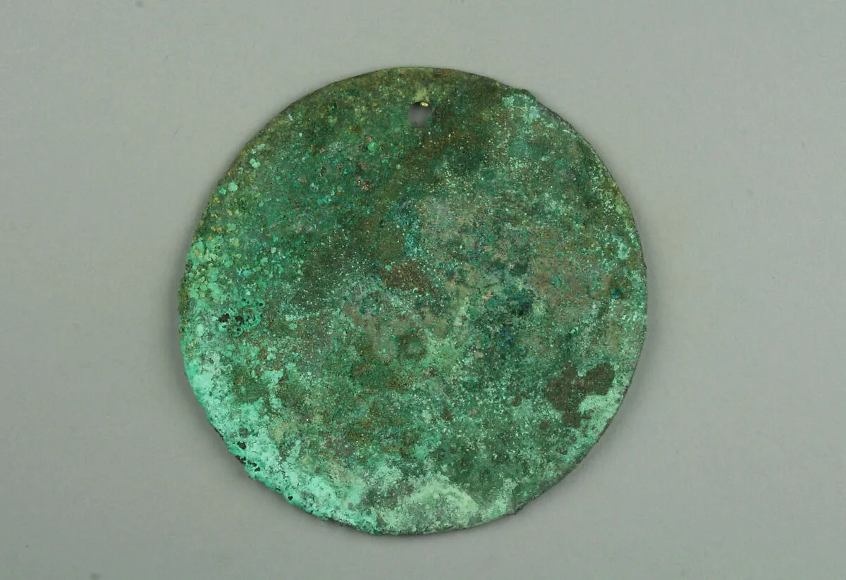 Round Plaque — Unknown