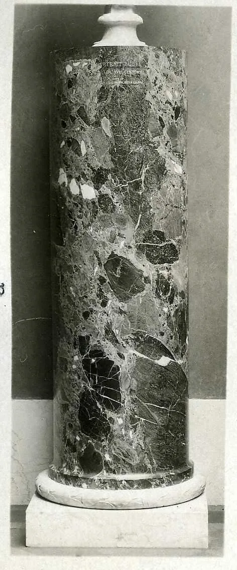 Column with base — Unknown