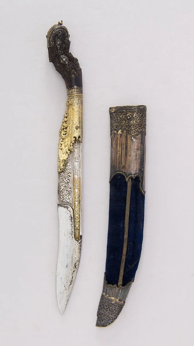 Knife (Piha Kaetta) with Sheath — Unknown