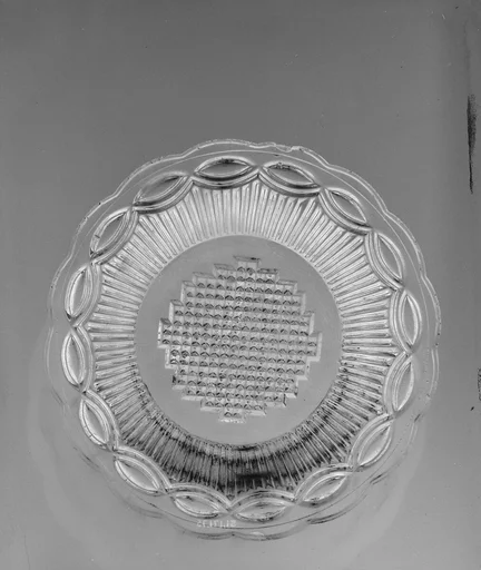 Plate
