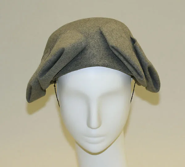 Hat — Unknown