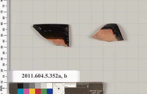 Terracotta rim fragments of kylikes (drinking cups)