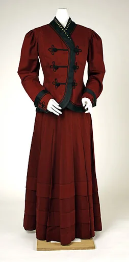 Suit