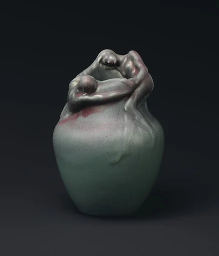 Vase with nudes