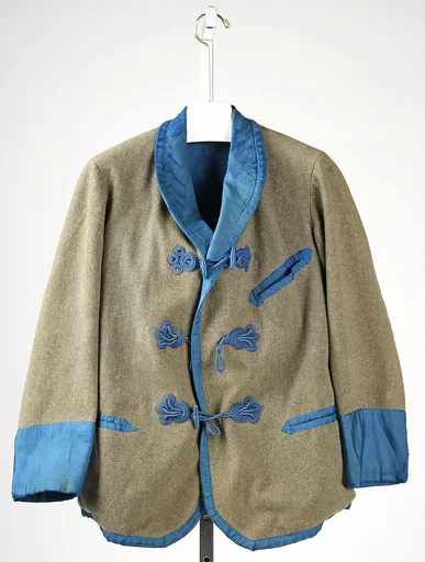 Smoking jacket