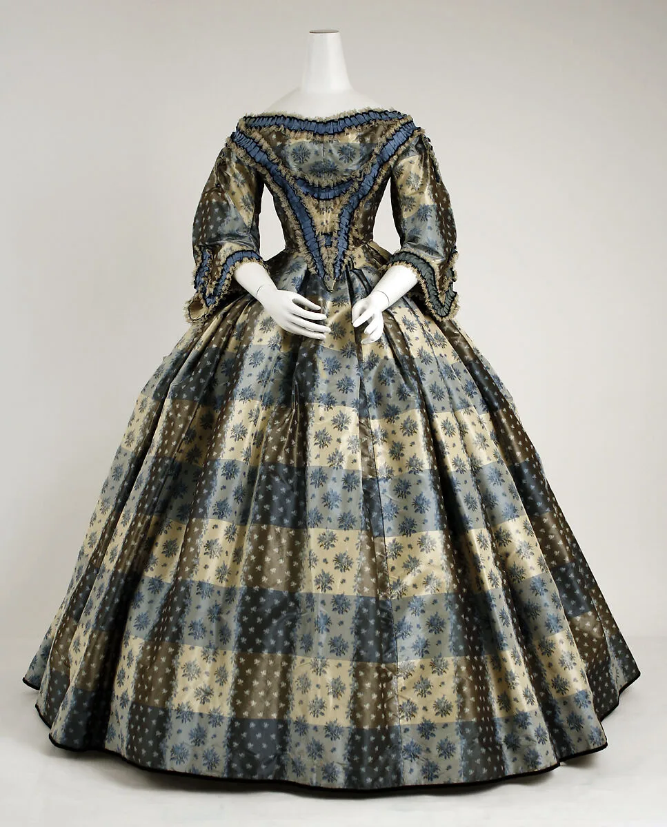 Dinner dress — Madame Elise