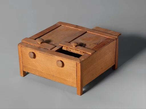 Jewelry box