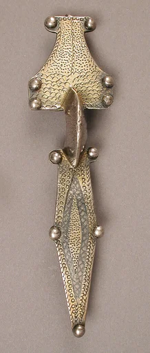 Bow Brooch