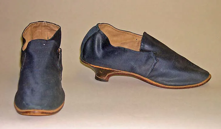 Shoes — Unknown