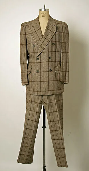 Suit — Bill Blass|PBM