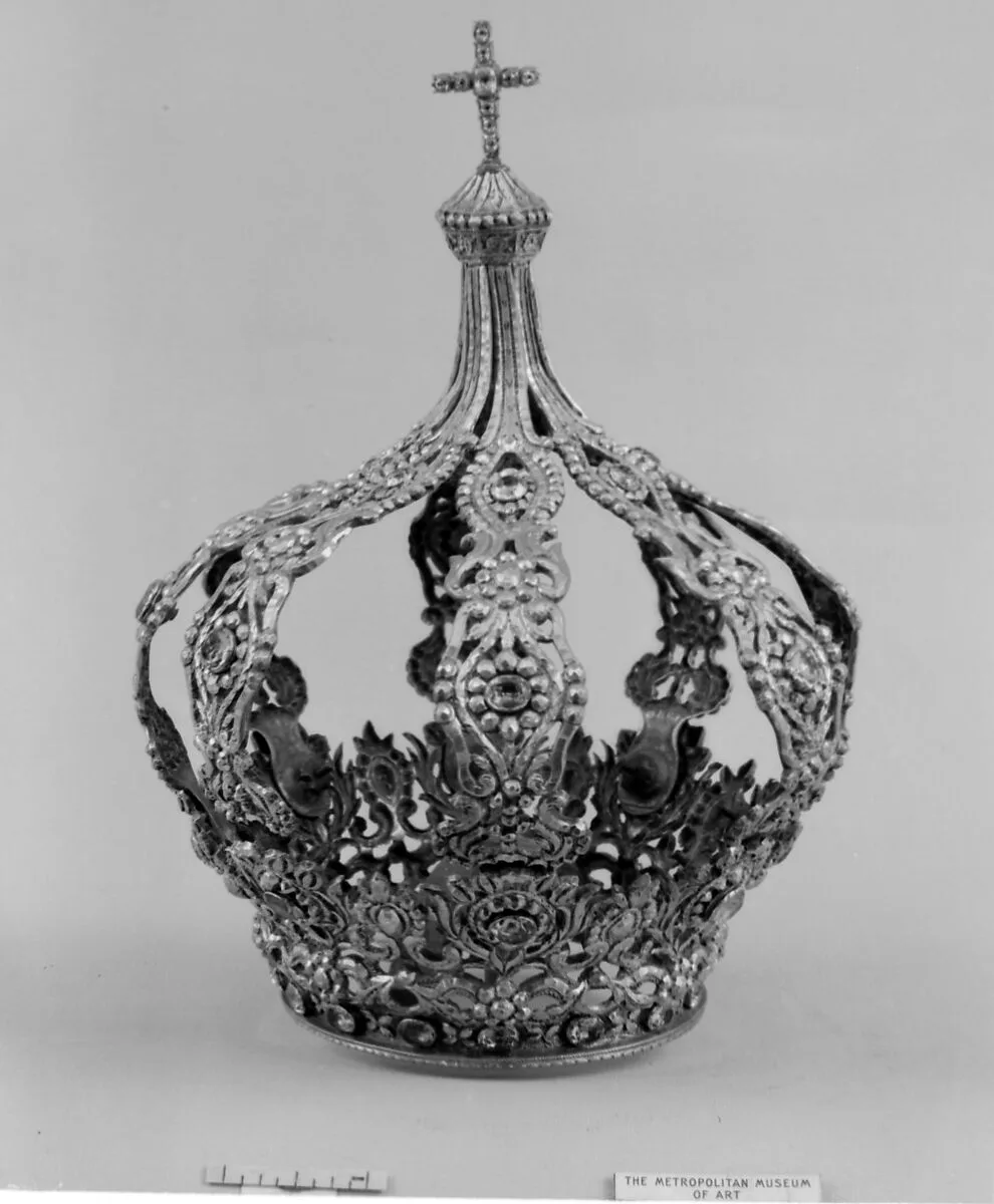 Crown — Unknown