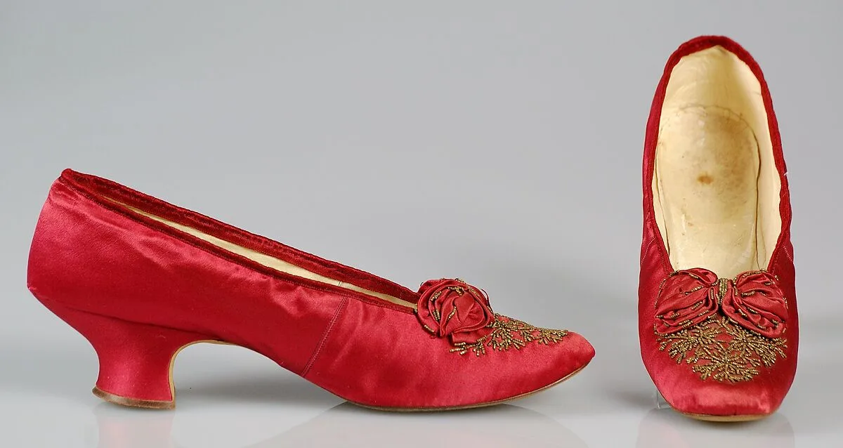 Evening slippers — Unknown
