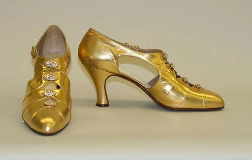 Evening shoes