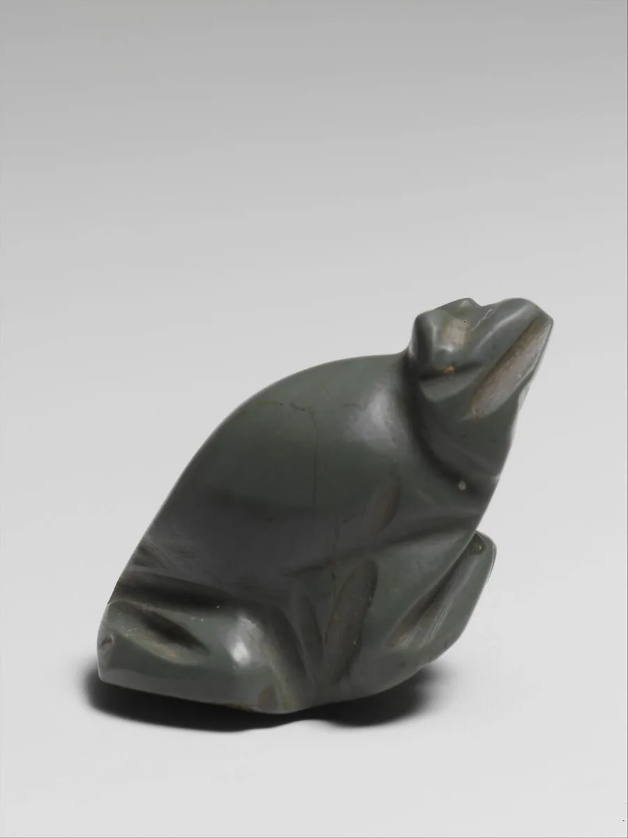 Jasper amulet in the form of a frog — Unknown
