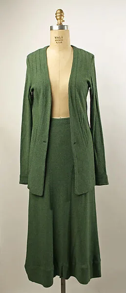 Suit — Unknown