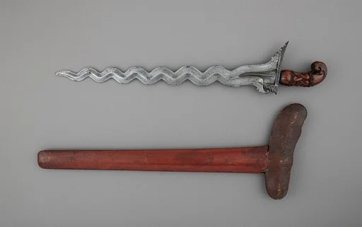 Kris (Kris Cherita) with Sheath