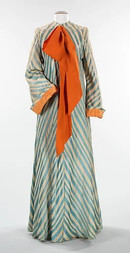 Dressing gown