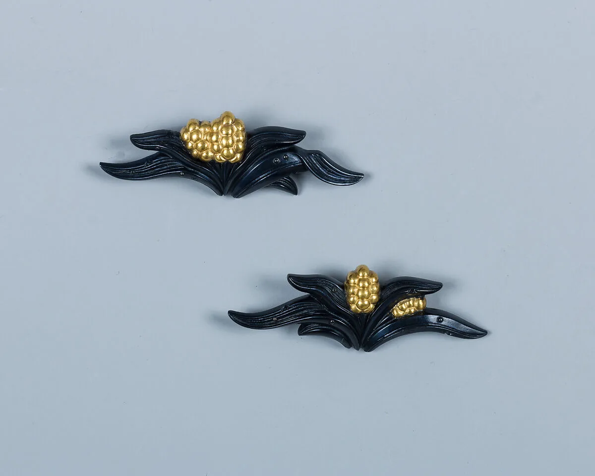 Sword-Grip Ornaments (Menuki) — Gotō Renjō (Mitsutomo)
