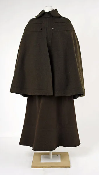 Skating ensemble — Unknown