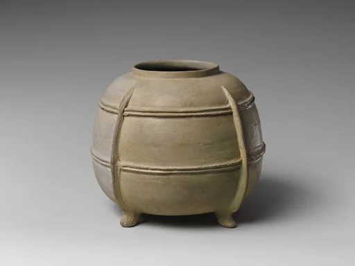 猿投窯 緑釉四足壺|Four-Legged jar