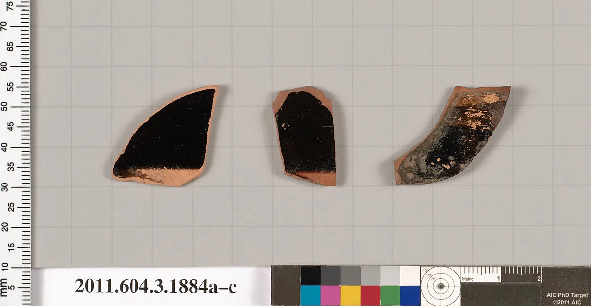 Terracotta fragments from undetermined shapes — Unknown