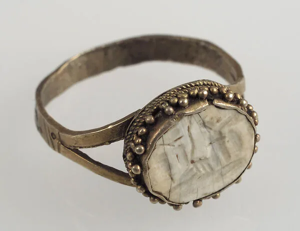 Finger Ring — Unknown