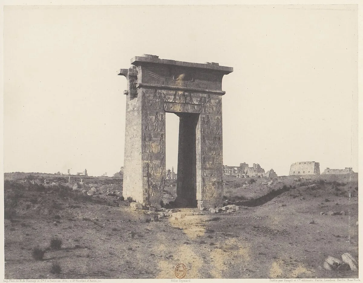 Karnak (Thèbes), Grande Porte du Nord Vue du Point X — Félix Teynard|Imprimerie Photographique de H. de Fonteny et Cie
