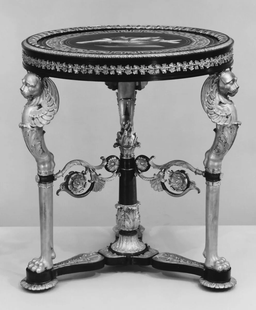 Tripod table — Unknown