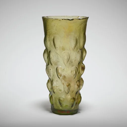Glass beaker