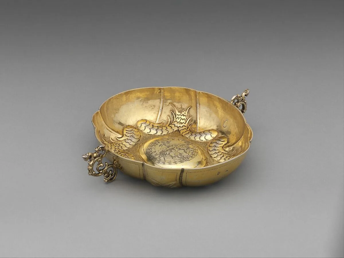 Two-handled bowl — Péter W. Kecskeméti