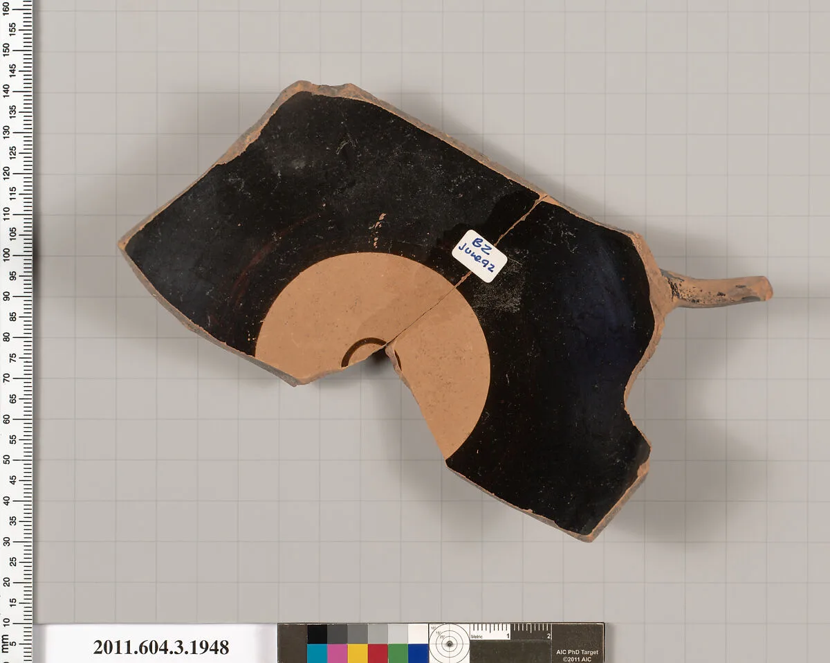 Terracotta rim fragment of a kylix: Cassel cup (drinking cup) — Unknown
