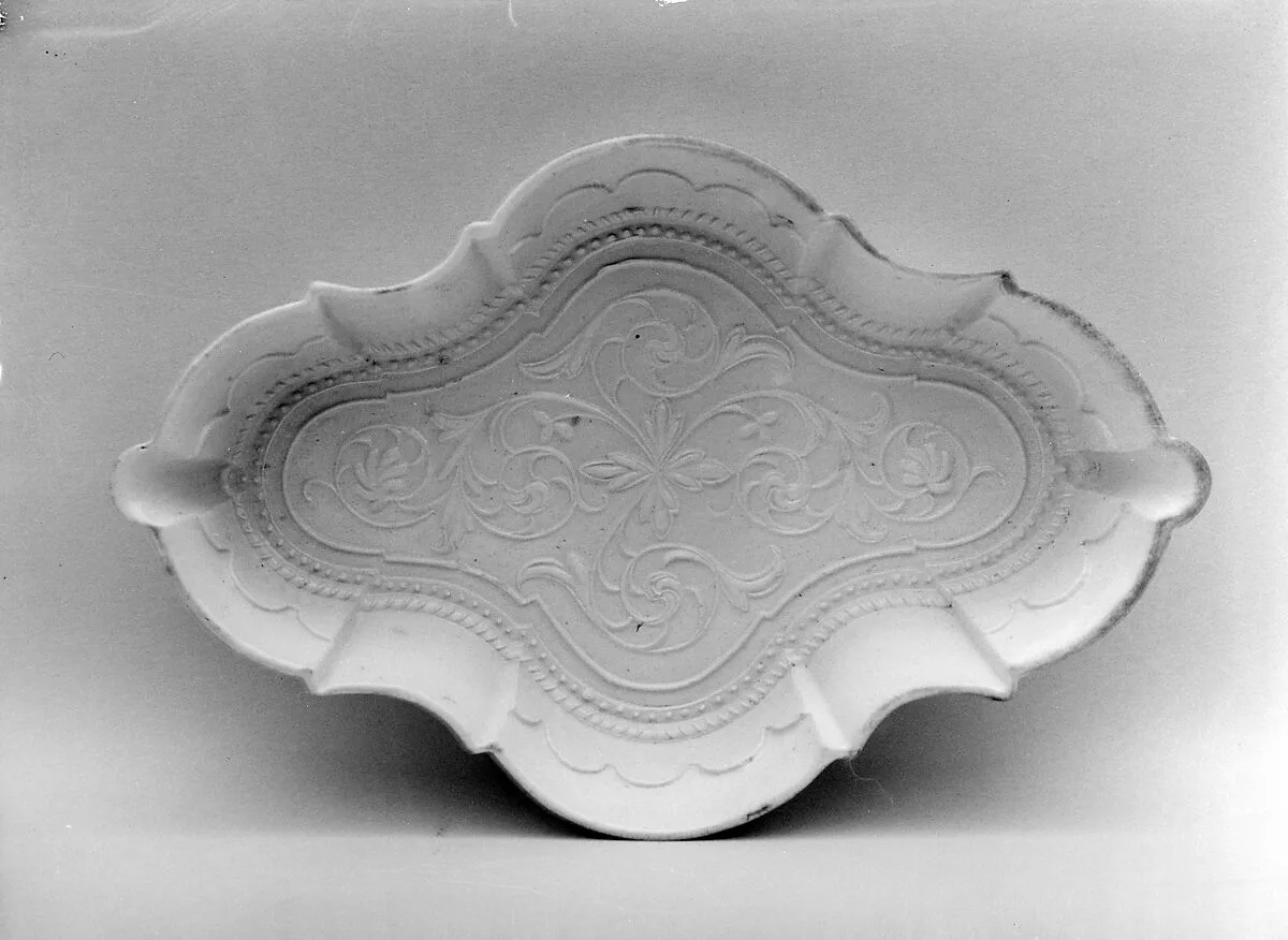 Spoon Dish — Unknown